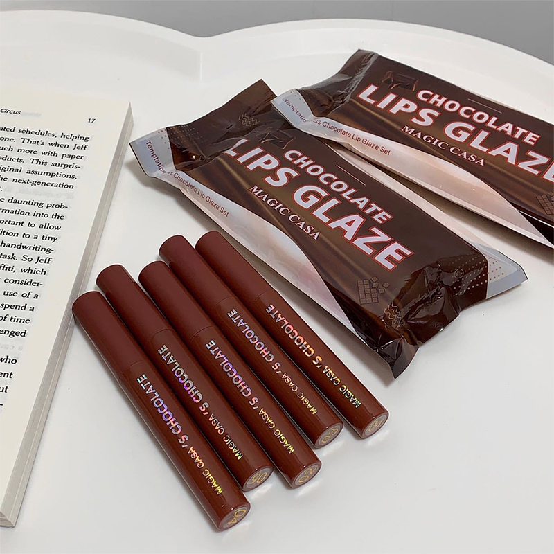 5 in 1 Chocolate Lips Glaze - Image 3